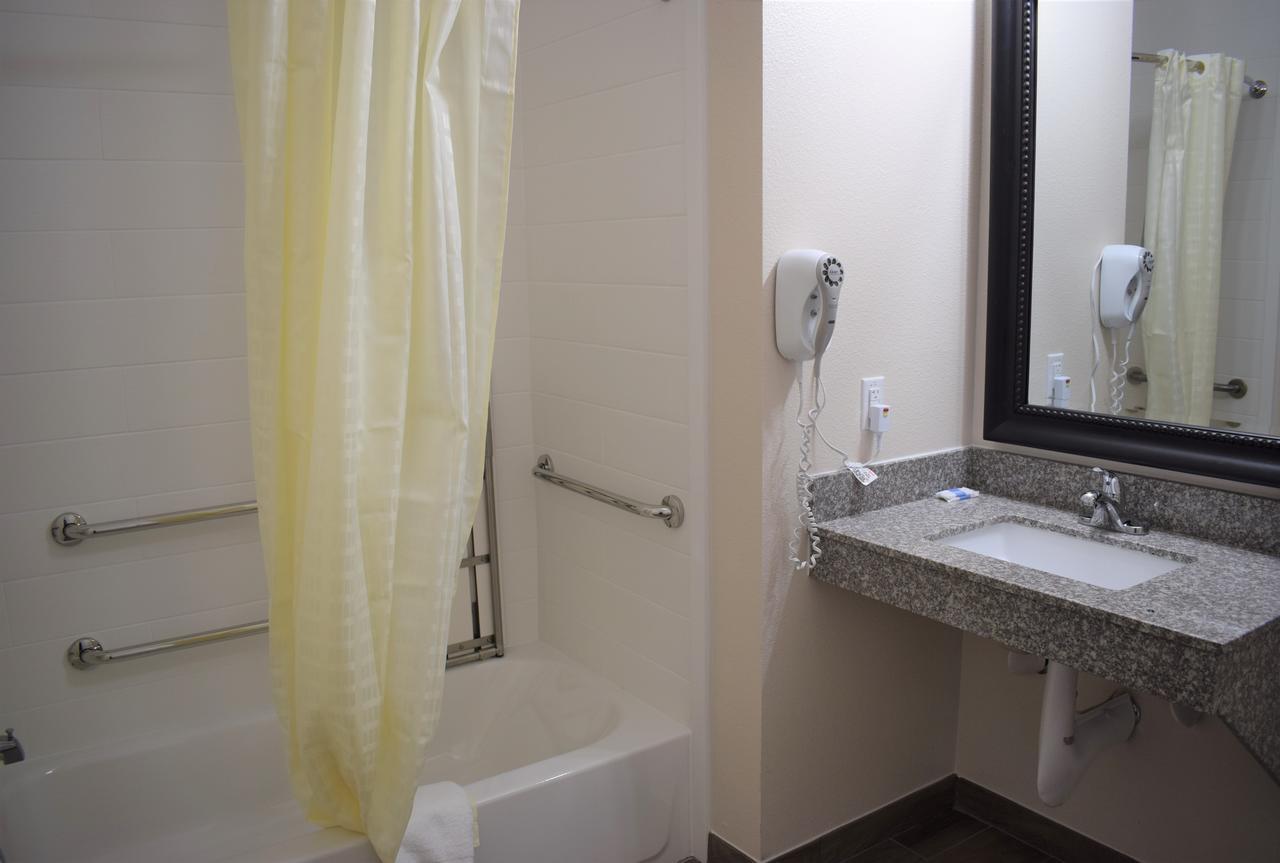 Texas Bungalows Hotel & Suites Austin Bagian luar foto
