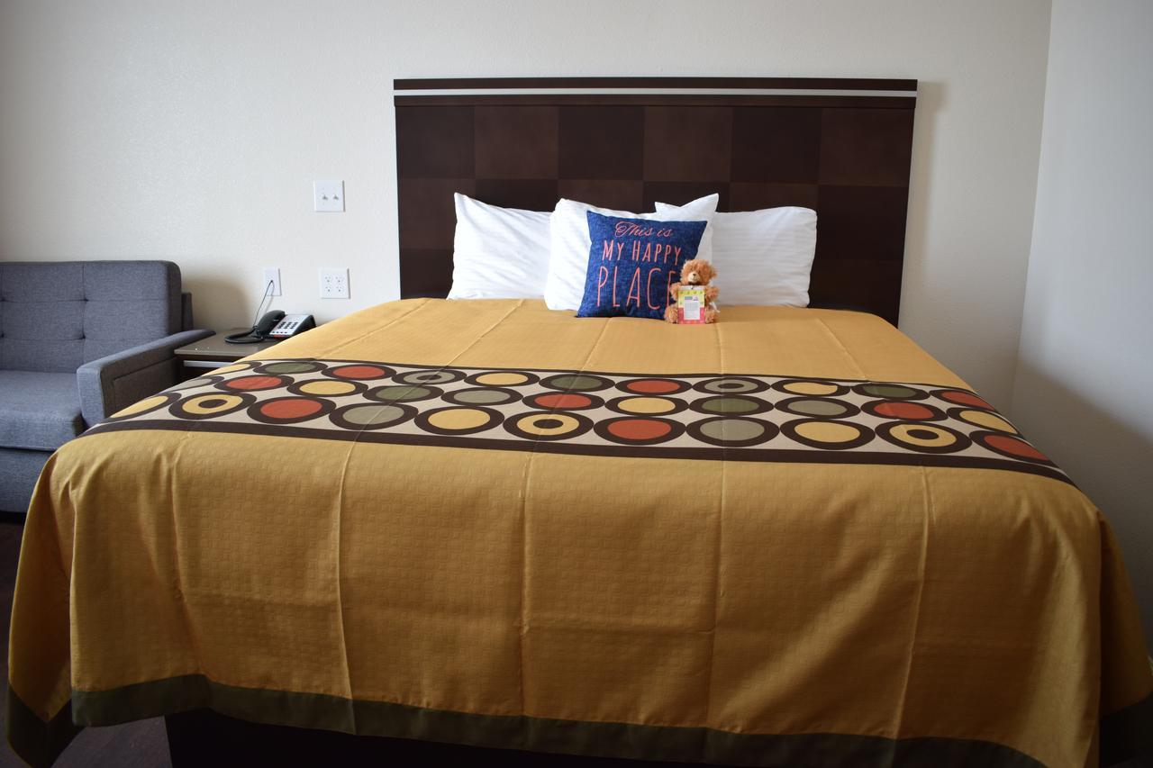 Texas Bungalows Hotel & Suites Austin Bagian luar foto
