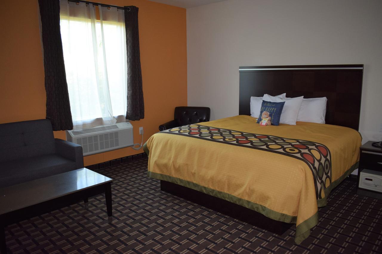 Texas Bungalows Hotel & Suites Austin Bagian luar foto