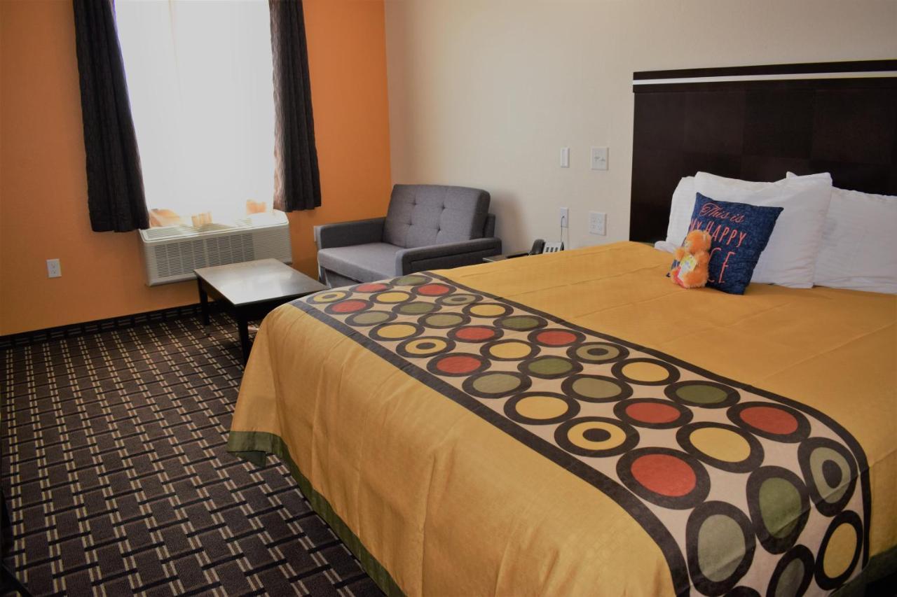 Texas Bungalows Hotel & Suites Austin Bagian luar foto